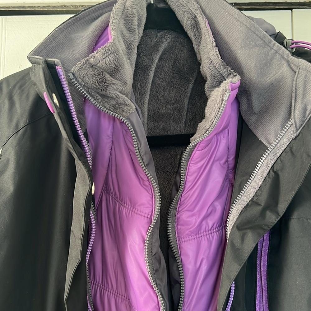 Two peace, Free Country Black and Purple, Ski Jacket. - Picture 6 of 6